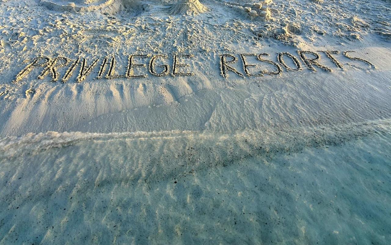 Privilege Resorts Exclusive Camping Villas سيلتسي المظهر الخارجي الصورة